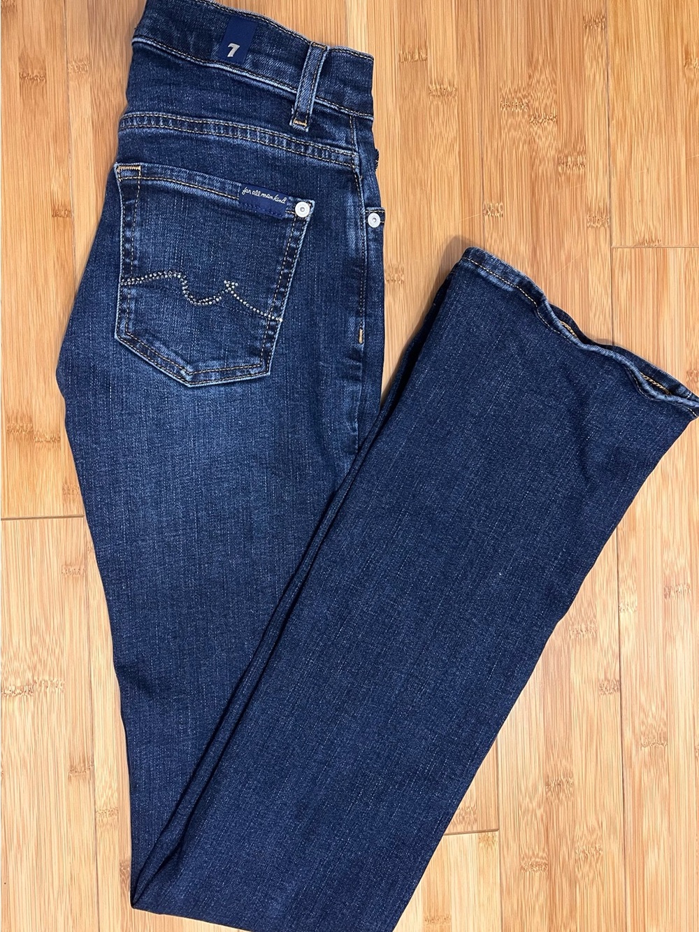 Never worn! Swarovski Crystal 7 For All Mankind Bootcut Jeans Dark Wash